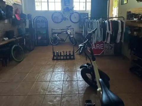 Local en Alquiler 40 años