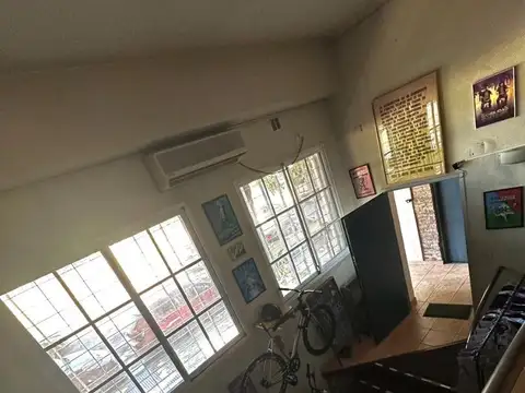 Alquiler Local/ Oficina comercial bien ubicado