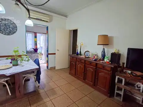Caseros al 1100
