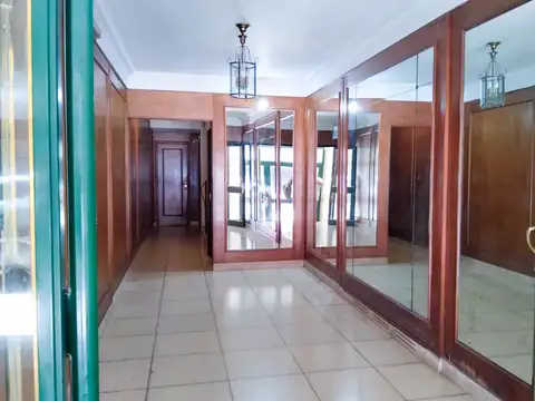 Venta Departamento 3 ambientes  patio en Recoleta