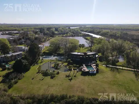 Casa en Venta de 8 dormitorios