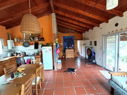 Casa 3 ambientes con 1 baño