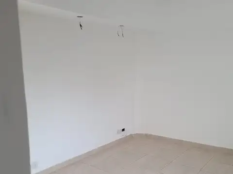 EXCELENTE 3 AMBIENTES C/DEP, 90M2 APROX