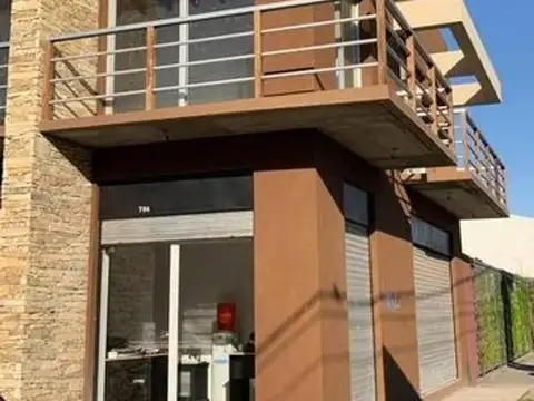 Local en Alquiler en Ituzaingo Norte, $ 420.000