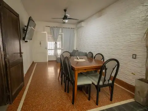 Depto Tipo Casa 4 ambientes con 1 baño