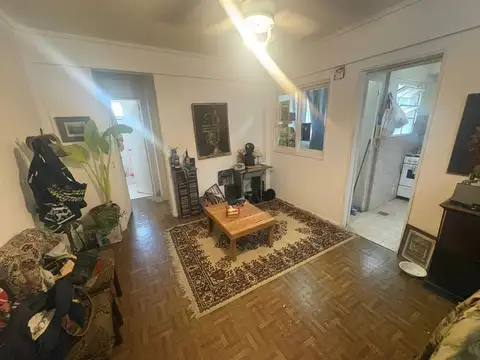 VENTA DEPARTAMENTO 2amb 3er PISO POR ESCALERA