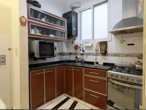 Godoy Cruz 2500, Piso 2