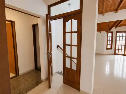 Depto Tipo Casa en Alquiler en San Justo, $ 1.400.000