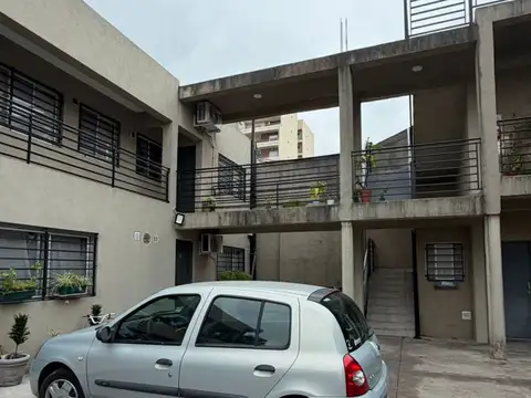 Depto Tipo Casa 2 ambientes con 1 baño