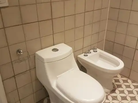 Casa 3 ambientes con 2 baños