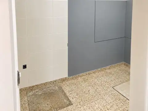 Local en Alquiler en Bella Vista, $ 850.000