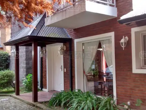 Casa en Venta  C.C. Banco Provincia, Zona Oeste