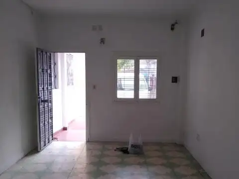 Alquiler Casa pH de 4 ambientes Florencio Varela