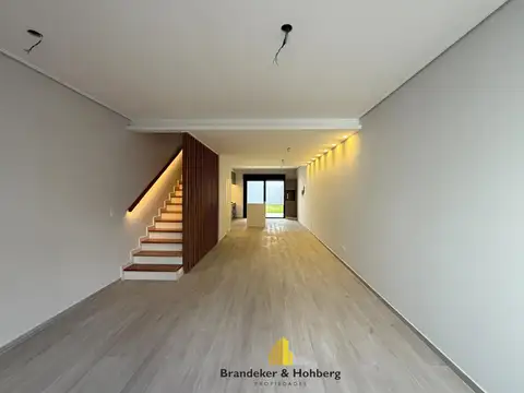 Casa en Venta al Este