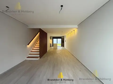 Casa en Venta al Este