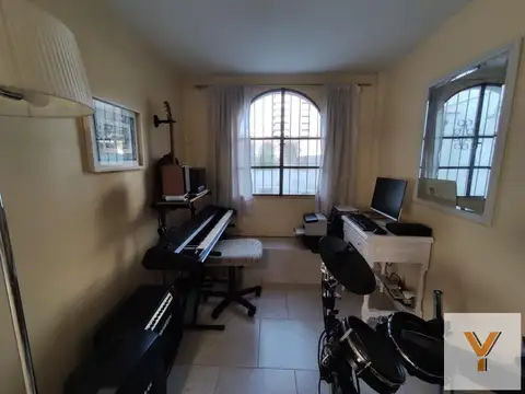 Depto Tipo Casa en Venta 50 años