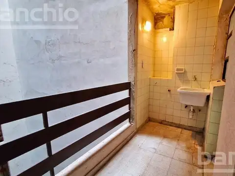 Departamento 5 ambientes con 2 baños