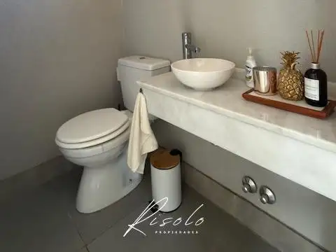 Casa en Venta al Oeste