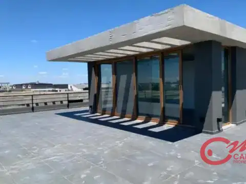 Casa 7 ambientes con 4 baños