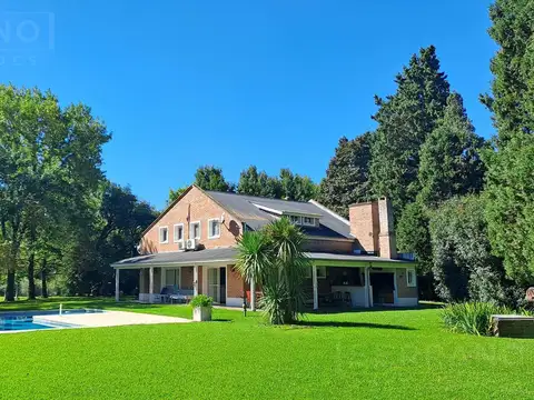 Venta Casa 6 amb Pileta Gimnasio Apto Crédito Comarca del Sol