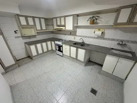 Depto Tipo Casa en Alquiler de 2 dormitorios