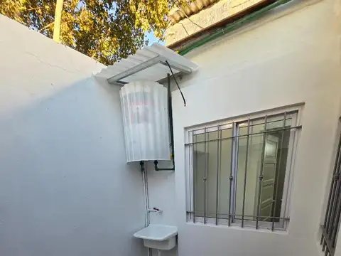 Depto Tipo Casa en Alquiler de 2 ambientes