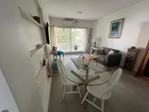 ALQUILER SEMIPISO AMOBLADO 3 AMBIENTES CON PARRILLA– PALERMO