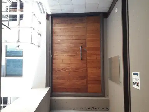 AV. ALICIA M DE JUSTO 800