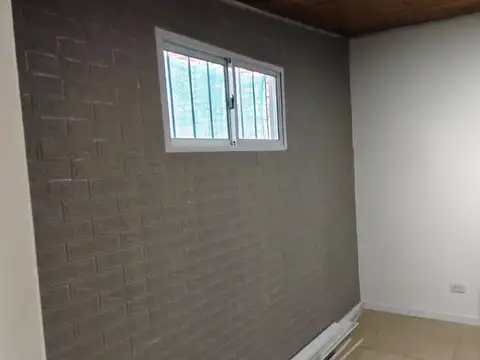 Depto Tipo Casa en Alquiler 50 años