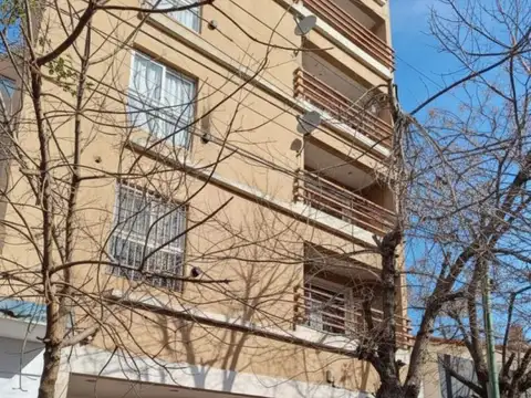 Depto. de 3 amb. en venta | Berazategui Centro