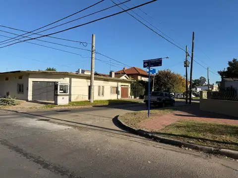 Virrey Cisneros 400