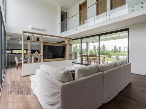 Casa en Venta de 5 dormitorios