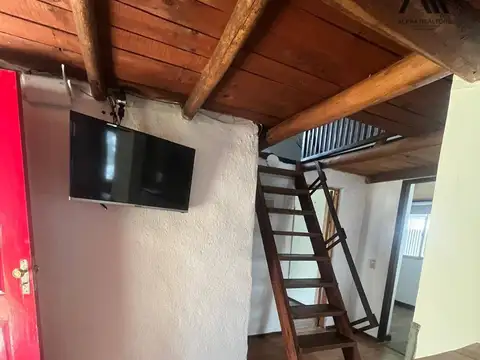 Casa 2 ambientes con 1 baño
