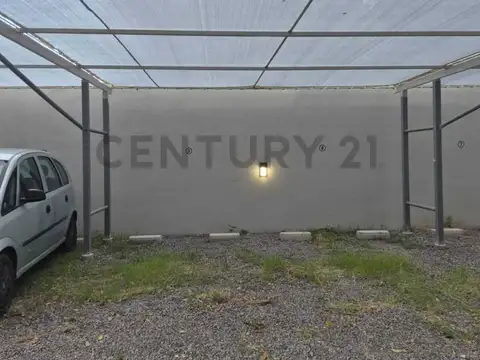 VENTA COCHERA SEMICUBIERTA