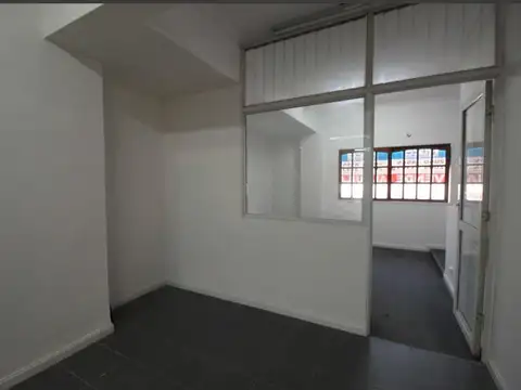 Oficina Monoambiente con 3 baños