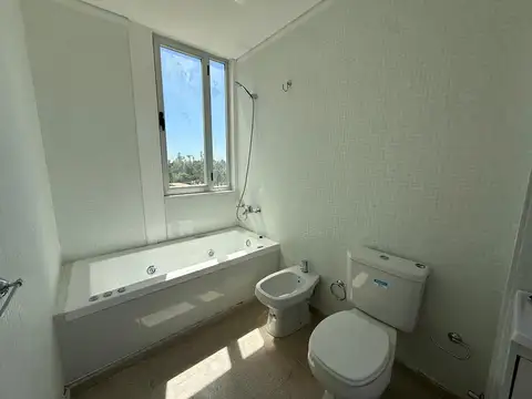 Departamento en Alquiler en Centro  - Campana, $ 700.000