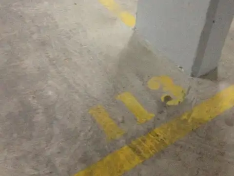 Cochera en Alquiler Cubierta