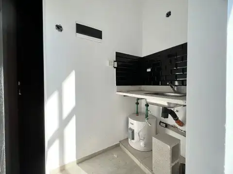 Local en Venta en Tolosa, USD 105.000