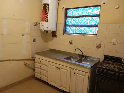 Depto en Primer Piso al Frente