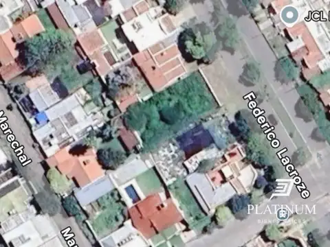 Terreno en Venta 15  mts Fondo