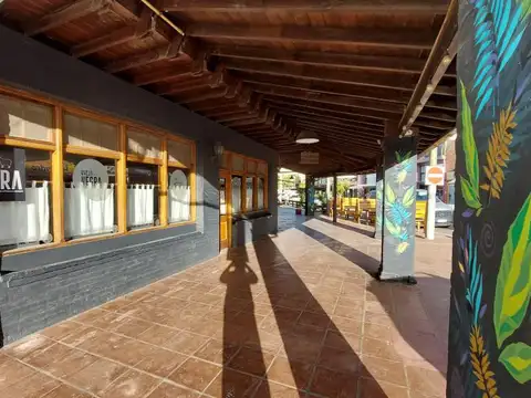 Avenida 4 y Paseo 104