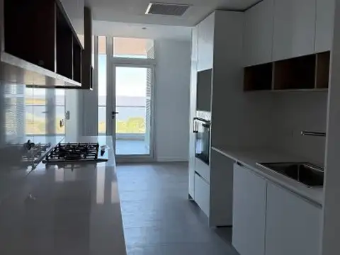 Departamento 5 ambientes con 3 baños