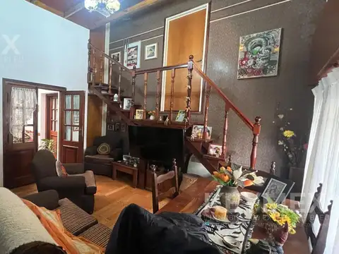 CASA EN VENTA EN ALMAGRO, COMODA, AMPLIA Y MUY LUMINOSA. Te esperamos 