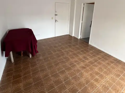 Departamento 2 ambientes lateral muy luminoso