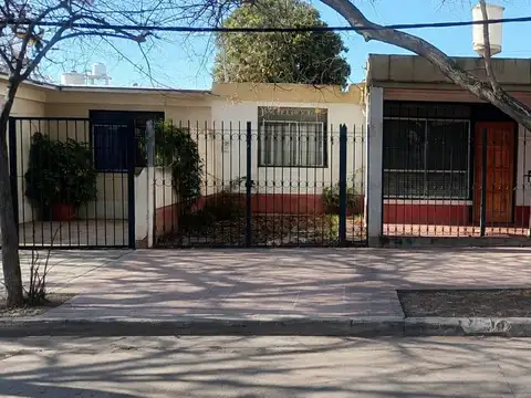 Casa en Venta al Oeste