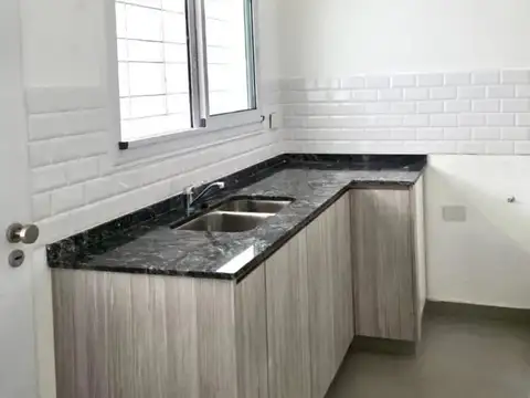 Casa en Alquiler en El Palomar, $ 1.200.000