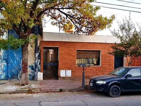 Padre Luis Monti 2300