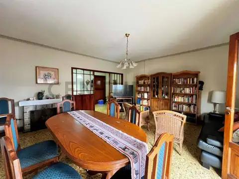 Cacheuta 900, Piso 1