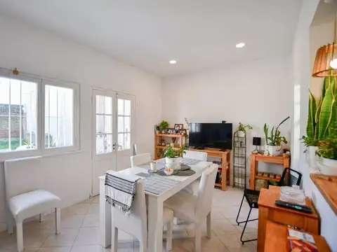 Depto Tipo Casa en Venta de 4 ambientes