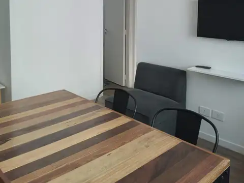 Departamento en Alquiler en Villa Crespo, USD 950